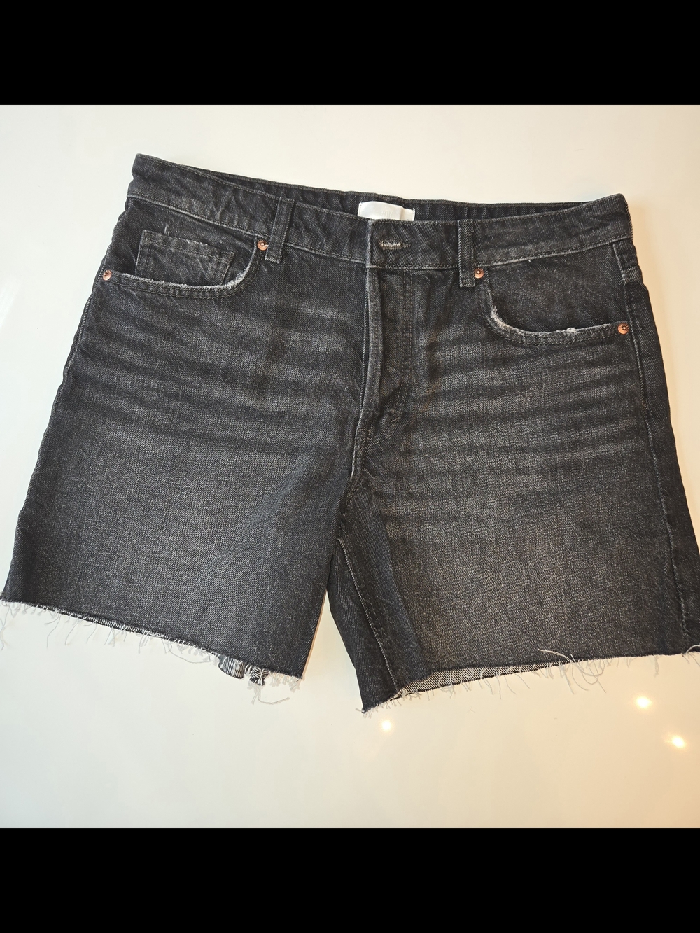 Women's H&M Black Denim Raw-Hem Shorts